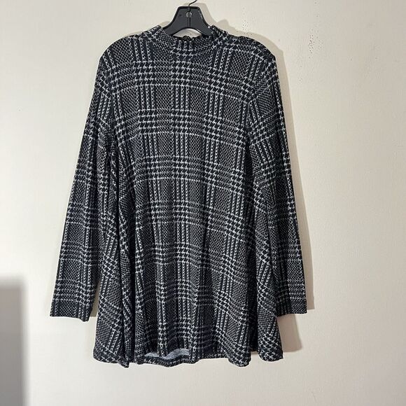 John Mark Knit Swing Tunic Size M Black Gray Houndstooth Plaid Mock Neck NEW - Picture 1 of 6